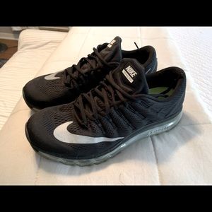 Men’s Nike Air Max size 11